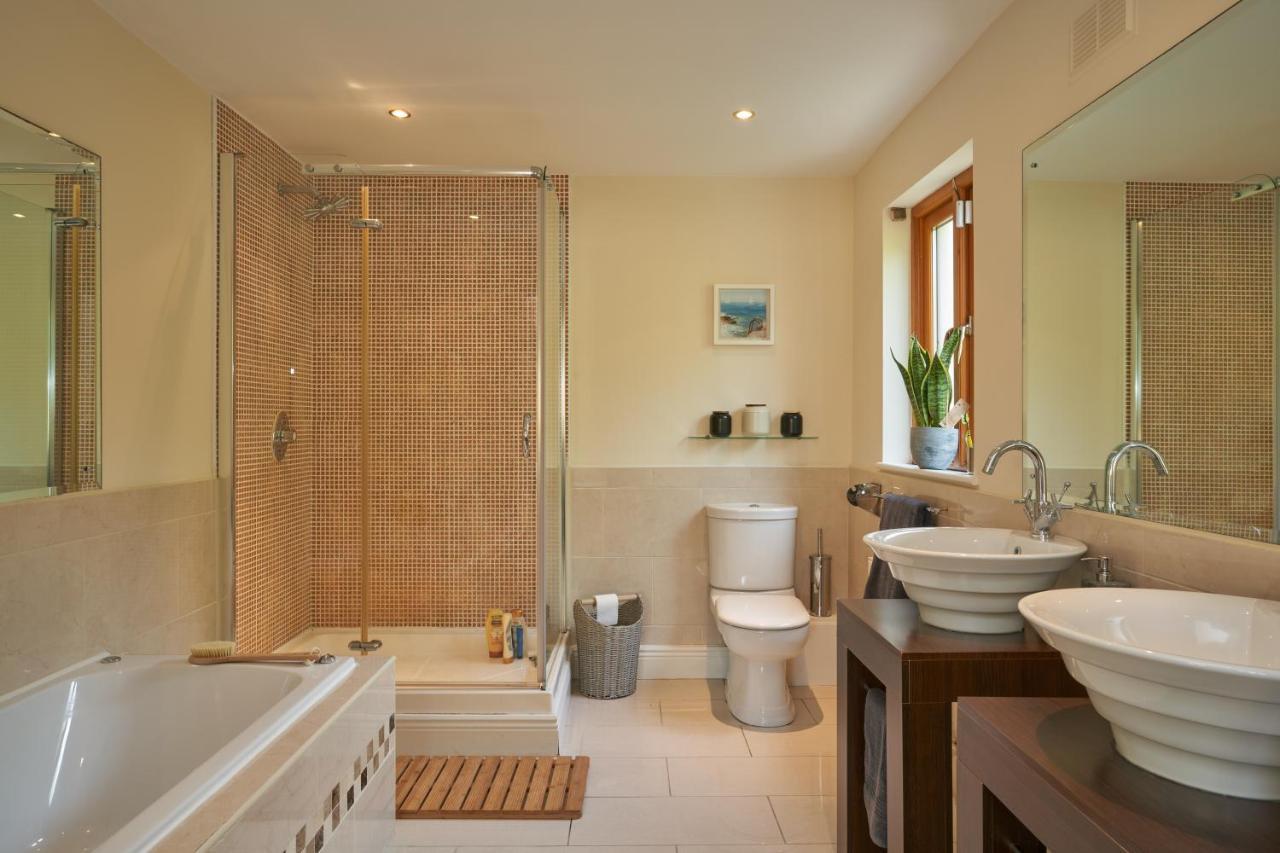 Dublin 'Home From Home', Luxury, Private Secure House Exterior photo